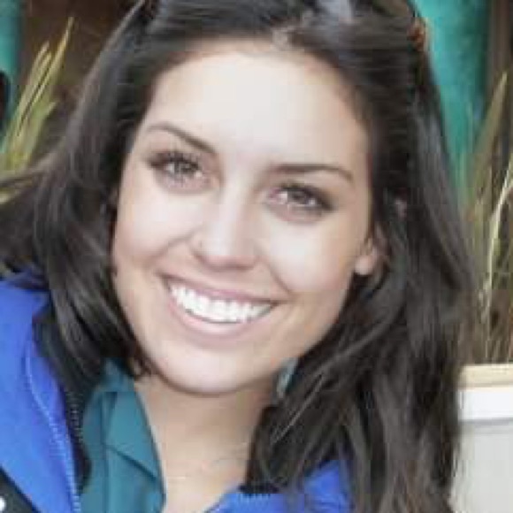 My name is Andie! Welcome to my closet! - Picture 1 of 1